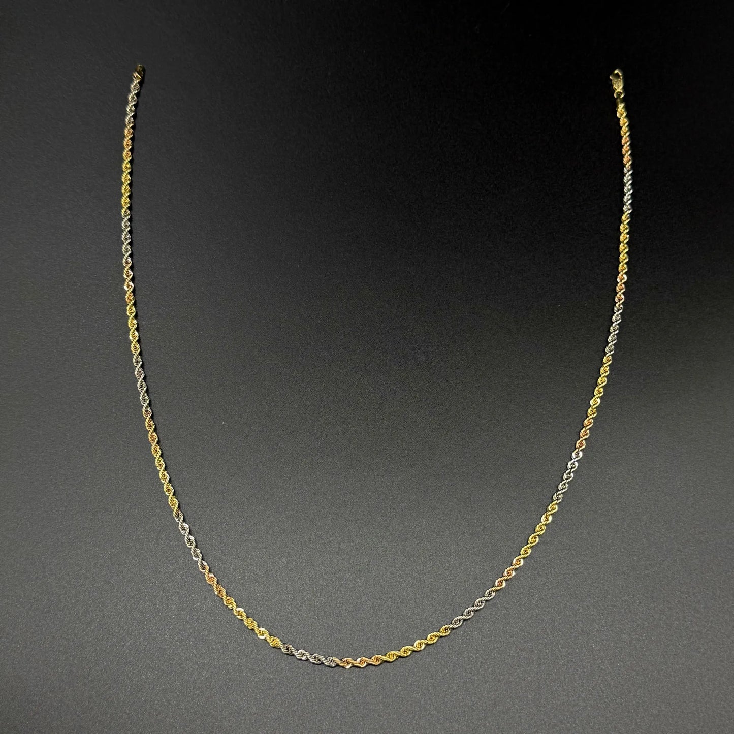 Cadena Tricolor Torzal de Oro 14K – 27.5 cm | Joyería Celina